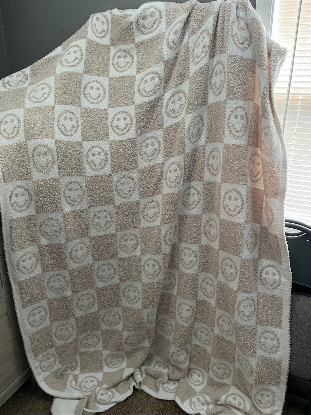 Staycation smiley check blanket